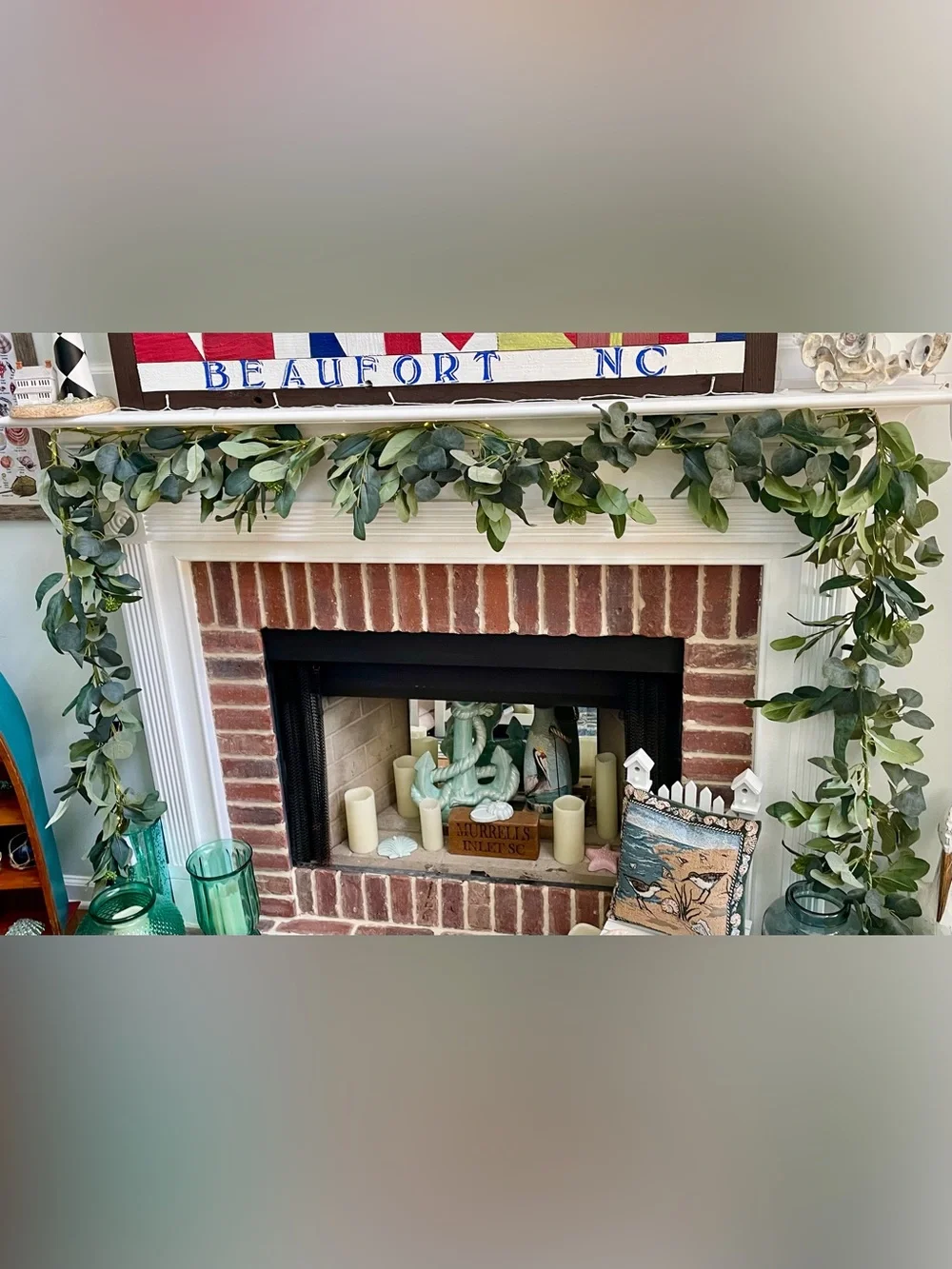 Decorative Eucalyptus Garlands - Green - Unbranded- 2 strands pre-lit- 6ft each